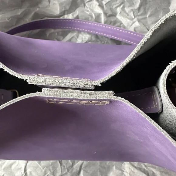 New Portland Leather Butterfly 🦄 Chalk 🦄 - Picture 4 of 6